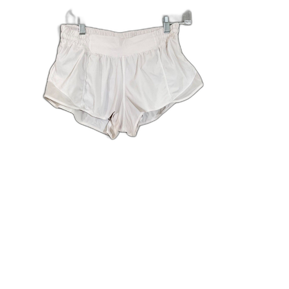 Lululemon Hotty Hot Low Rise Shorts Size 8 Cream/Tan elastic waist zip pocket